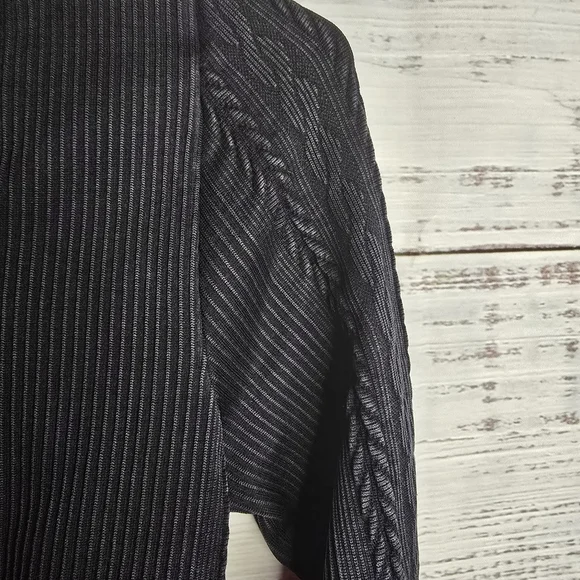 Offline By Aerie Ribbed Crop Top Long Sleeves Round Neck Black Medium - Picture 3 of 5